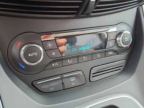 Used 2014 Ford Escape SE w/ Equipment Group 201A FWD image 20