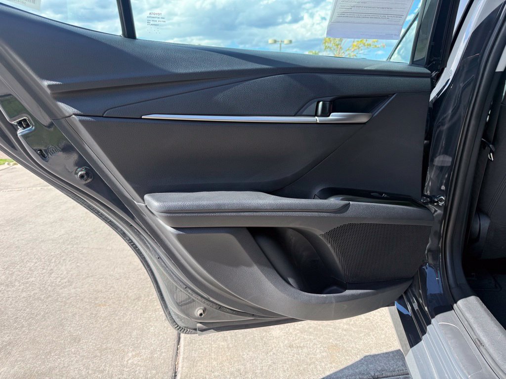Used 2026 Toyota Camry LE FWD image 21