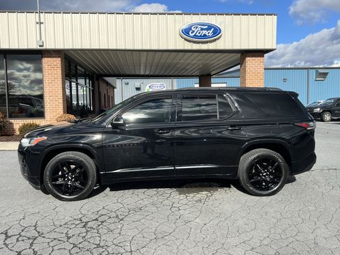 Used 2020 Chevrolet Traverse Premier w/ Redline Edition image 1