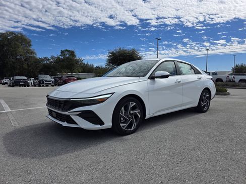 New 2026 Hyundai Elantra Limited image 1