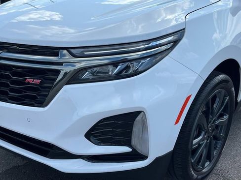 Certified 2022 Chevrolet Equinox RS w/ LPO, Floor Liner Package image 12