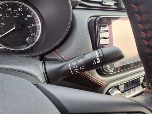 New 2025 Nissan Versa SR w/ Trunk Package image 24