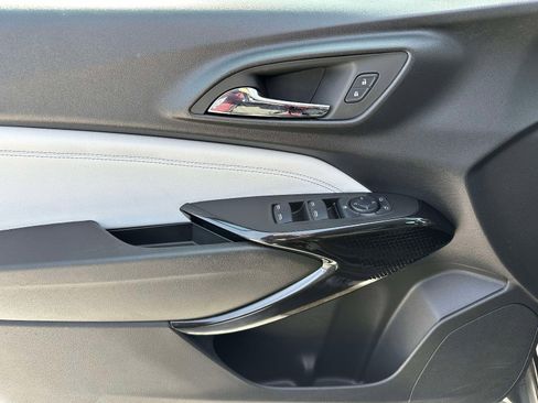 Certified 2024 Chevrolet Trax LT w/ Driver Confidence Package image 7