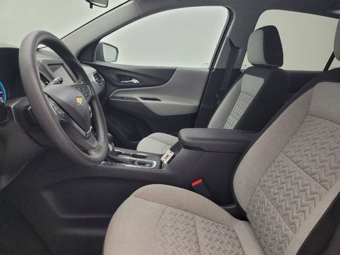 Used 2024 Chevrolet Equinox LS w/ LS Convenience Package FWD image 17