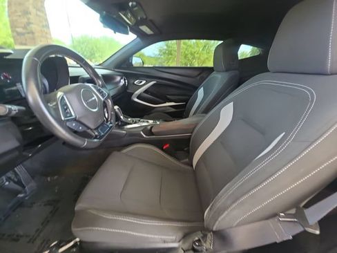 Used 2020 Chevrolet Camaro LT RWD image 17