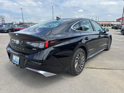 Used 2025 Hyundai Sonata Limited image 5