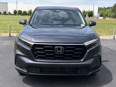 Certified 2025 Honda CR-V LX image 3