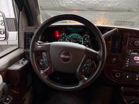 Used 2016 GMC Savana 2500 RWD image 12