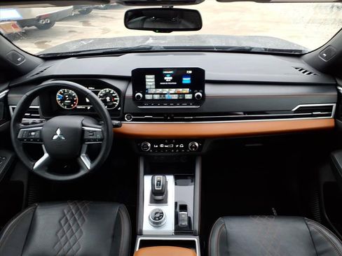 Used 2022 Mitsubishi Outlander SEL AWD/4WD image 14