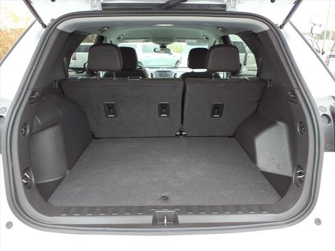 Certified 2024 Chevrolet Equinox LS w/ LS Convenience Package image 22