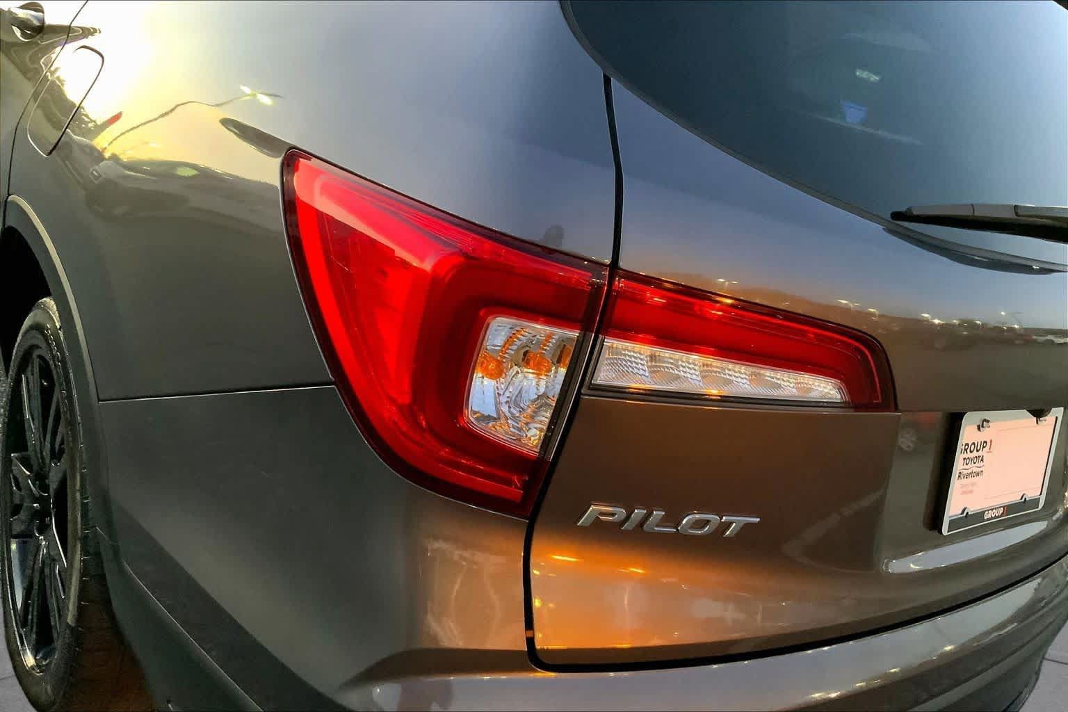 Used 2021 Honda Pilot Special Edition image 25