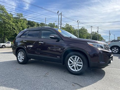 Used 2014 Kia Sorento LX AWD/4WD image 3
