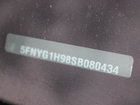 Certified 2025 Honda Pilot Black Edition image 6