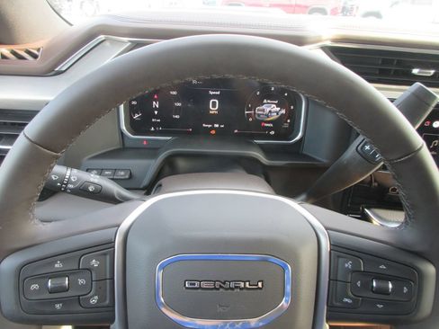 New 2026 GMC Sierra 3500 Denali AWD/4WD image 18