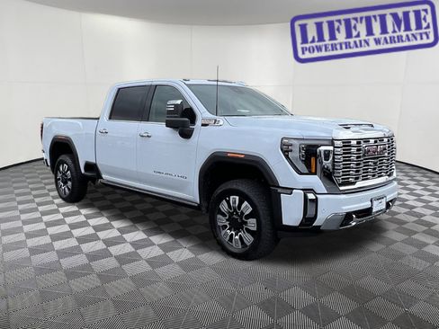 New 2026 GMC Sierra 2500 Denali w/ Denali Reserve Package image 1