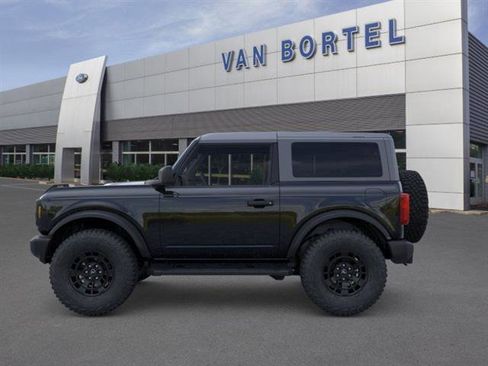 New 2026 Ford Bronco 2-Door w/ Sasquatch Package image 3