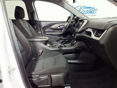 Used 2023 GMC Terrain SLE FWD image 11