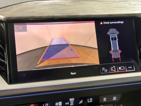Certified 2023 Audi Q4 e-tron Premium Plus w/ Premium Plus RWD image 19