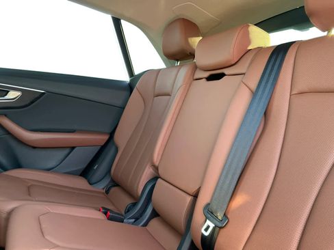 Used 2022 Audi Q8 Premium Plus w/ Premium Plus Package image 13