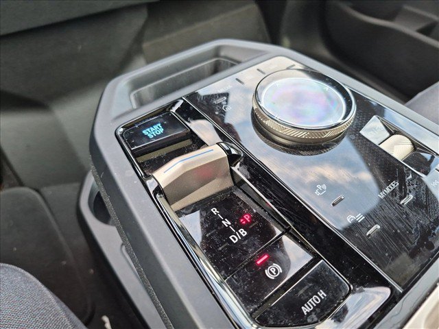 Used 2024 BMW iX xDrive50 AWD/4WD image 10