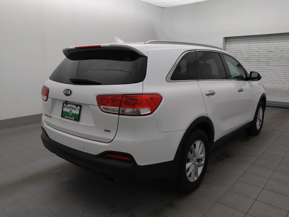 Used 2017 Kia Sorento FWD w/ LX Convenience Package image 9