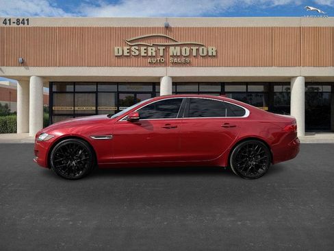 Used 2018 Jaguar XF Prestige image 5