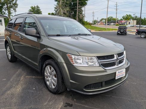 Used 2017 Dodge Journey SE FWD image 8