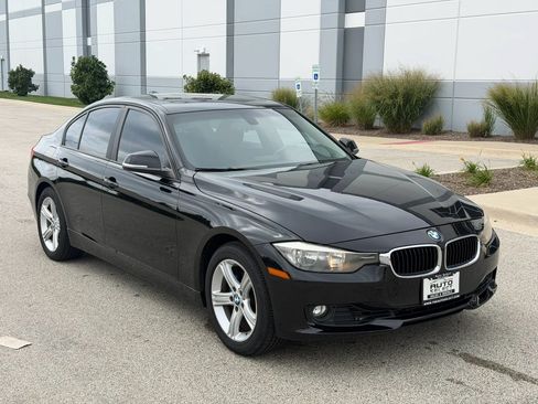 Used 2013 BMW 328i xDrive Sedan AWD/4WD image 3