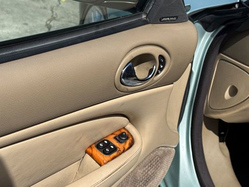 Used 2006 Jaguar XK8 Convertible image 17