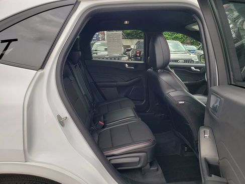 Used 2023 Ford Escape ST-Line w/ Tech Pack #1 AWD/4WD image 17