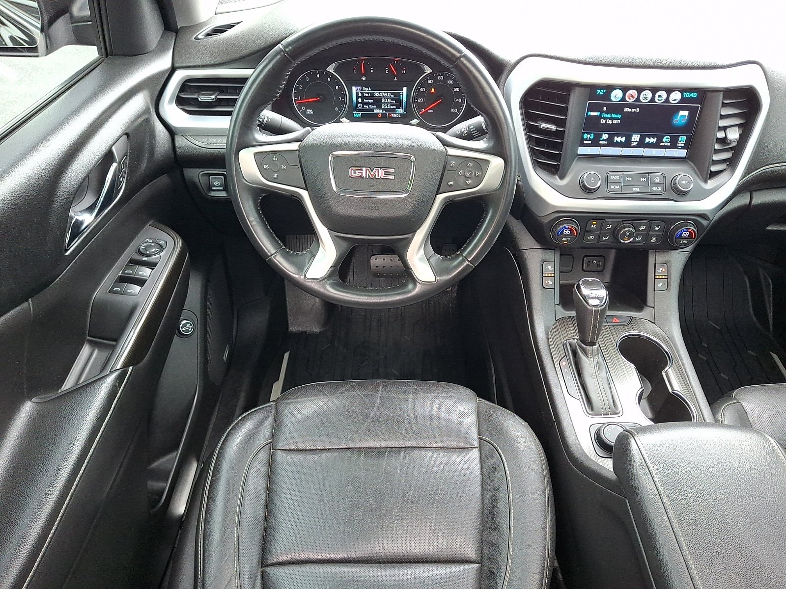 Used 2017 GMC Acadia SLT w/ LPO, Floor Liner Package AWD/4WD image 12
