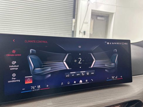 New 2026 BMW 330i xDrive Sedan w/ Premium Package image 17