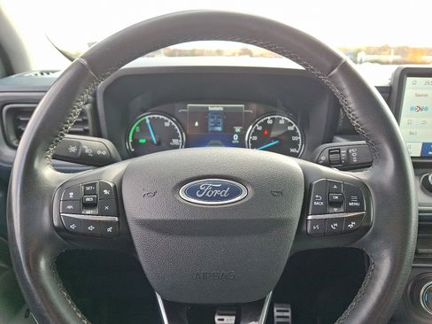 Used 2024 Ford Maverick Lariat w/ Black Appearance Package image 20