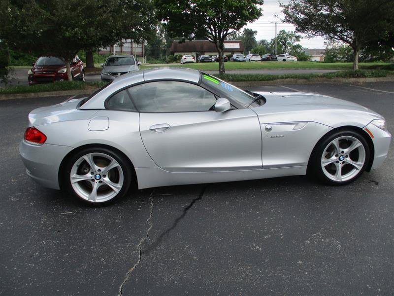 Used 2011 BMW Z4 sDrive30i RWD image 19