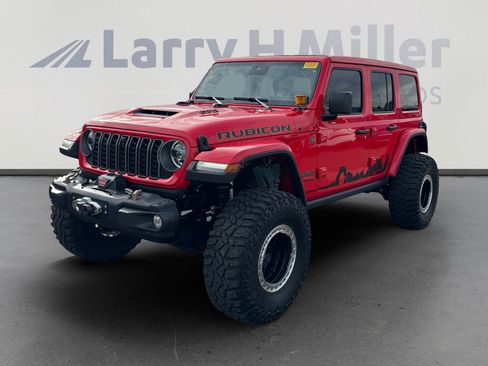 Used 2022 Jeep Wrangler Unlimited Rubicon w/ Trailer Tow Package image 1