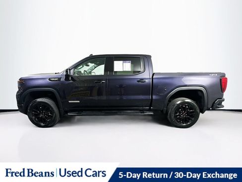 Used 2022 GMC Sierra 1500 Elevation w/ Elevation Premium Package AWD/4WD image 5