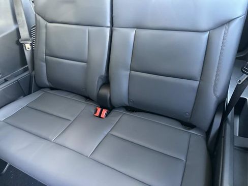 New 2026 Ford Explorer Active w/ Active Comfort Package image 31