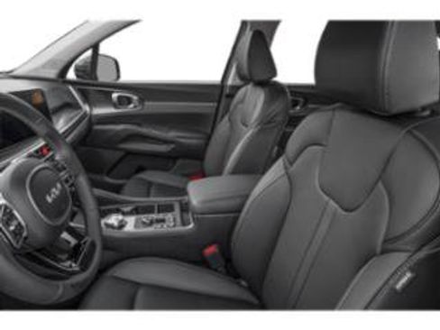 Used 2025 Kia Sorento EX AWD/4WD image 4