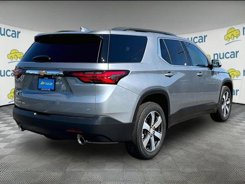Used 2023 Chevrolet Traverse LT w/ LT Premium Package AWD/4WD image 6