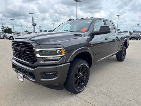 Certified 2022 RAM 2500 Laramie w/ Night Edition AWD/4WD image 27
