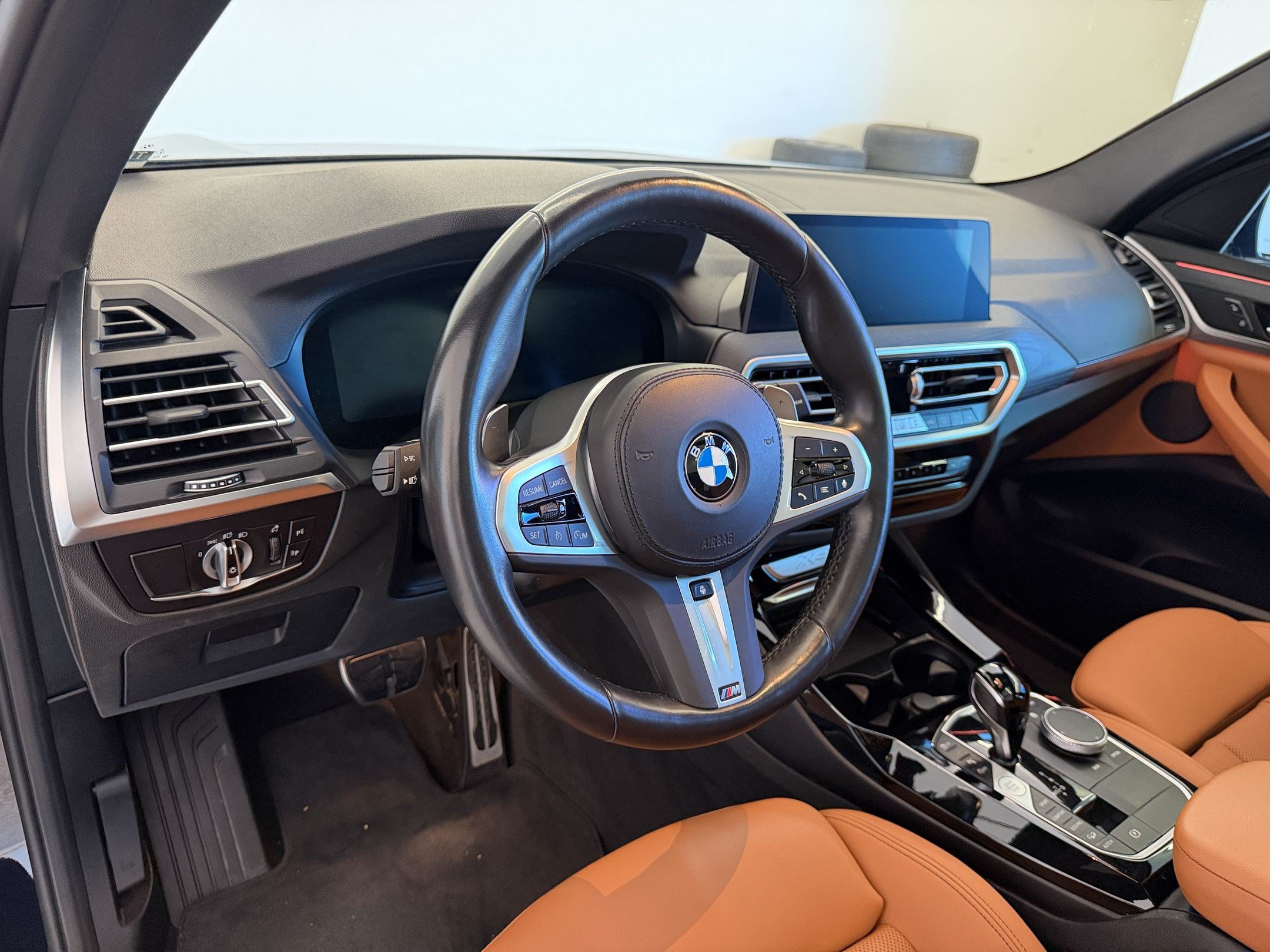 Certified 2024 BMW X3 xDrive30i w/ M Sport Package AWD/4WD image 4
