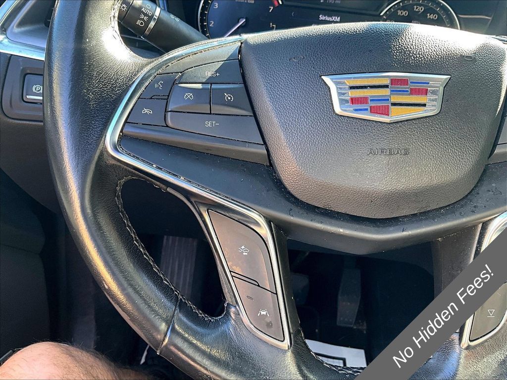 Used 2022 Cadillac XT5 Luxury AWD/4WD image 16