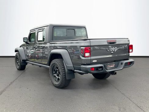 Used 2023 Jeep Gladiator Sport AWD/4WD image 5