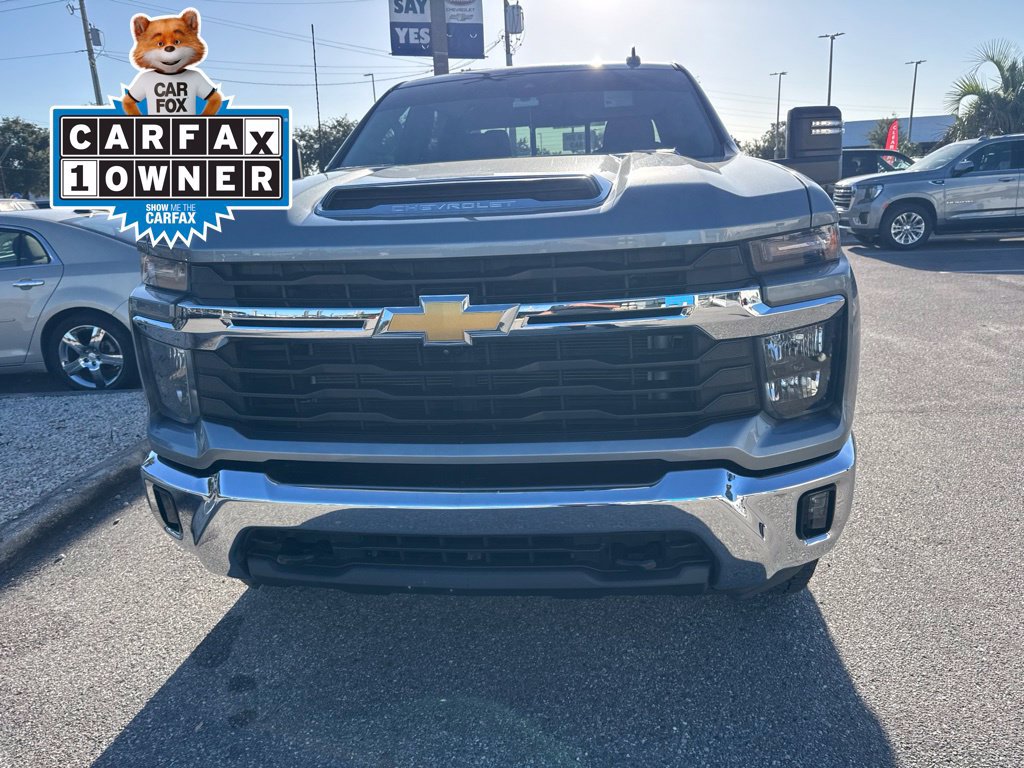 Used 2024 Chevrolet Silverado 2500 LT w/ All Star Edition AWD/4WD image 2