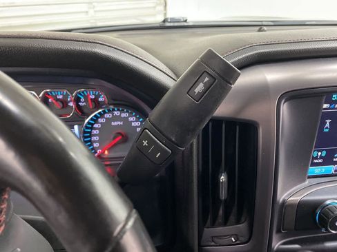 Used 2018 GMC Sierra 1500 SLT image 25