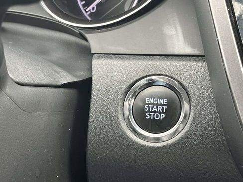 Used 2024 Toyota Camry SE w/ Convenience Package image 30