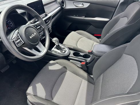 Used 2024 Kia Forte LXS FWD image 9