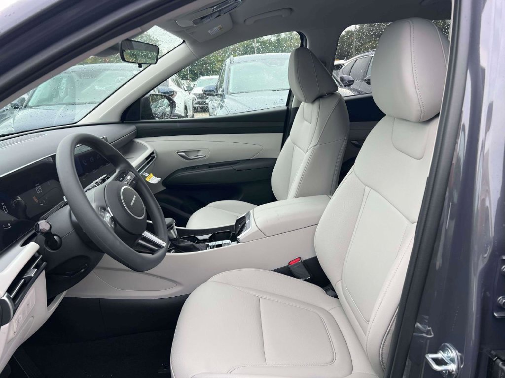 New 2026 Hyundai Tucson SEL Plus w/ Tow & Go Package AWD/4WD image 11