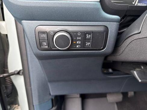 Used 2024 Ford Maverick Lariat FWD image 25