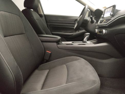 Used 2024 Nissan Altima 2.5 S FWD image 21